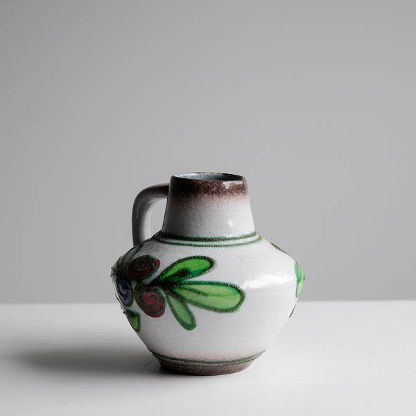 ビンテージ　フラワーベース　クリームイエロー Vintage flower vase l ビンテージフラワーベース #291 – Galri B